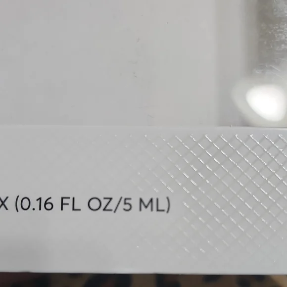 Phlur Pefume travel size - Picture 3 of 4